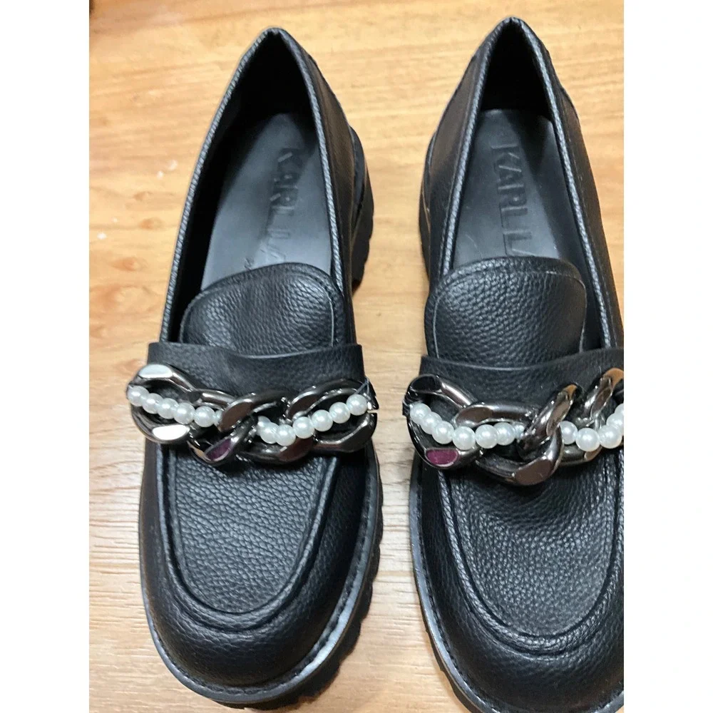 Karl Lagerfeld Paris Gemsy Black Leather Pearl Chain Lug Sole Loafers 11M 42B